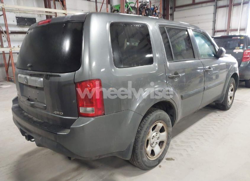 Photo 4 of 2012 Honda Pilot LX (VIN 5FNYF4H21CB085788)