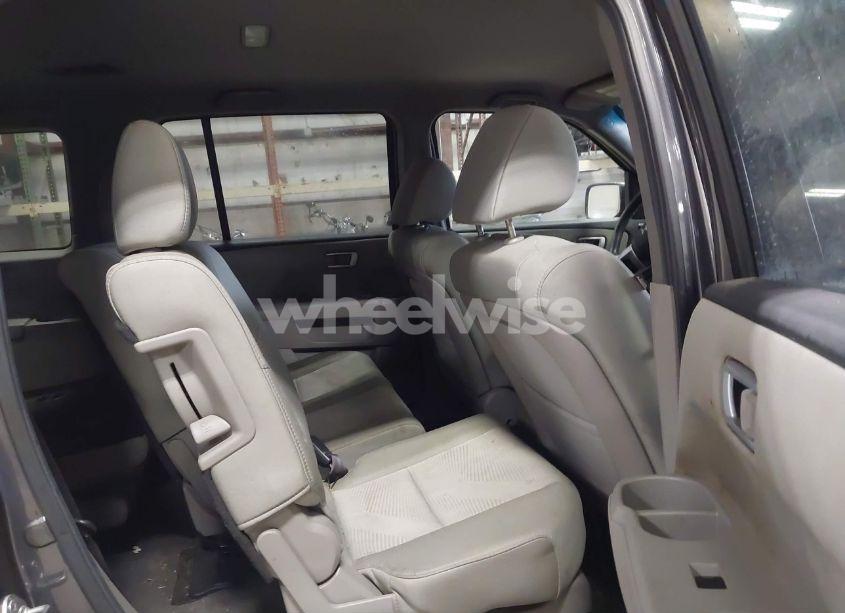 Photo 8 of 2012 Honda Pilot LX (VIN 5FNYF4H21CB085788)