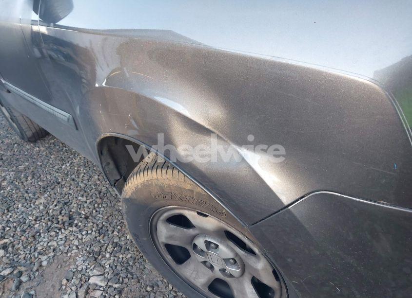 Photo 6 of 2010 Honda Pilot LX (VIN 5FNYF4H22AB025807)