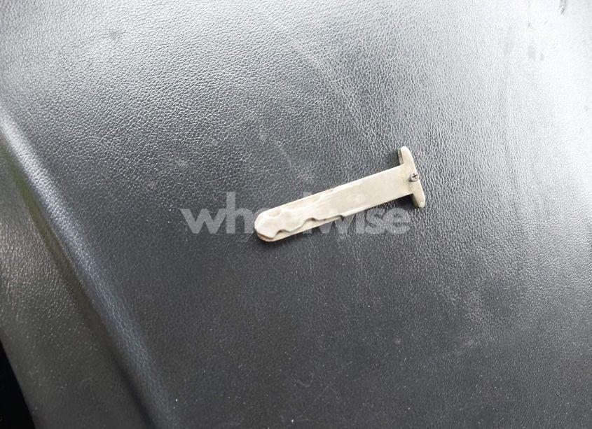 Photo 11 of 2011 Honda Pilot LX (VIN 5FNYF4H22BB021435)