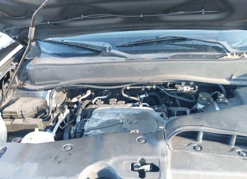 Photo 10 of 2012 Honda Pilot LX (VIN 5FNYF4H22CB013367)