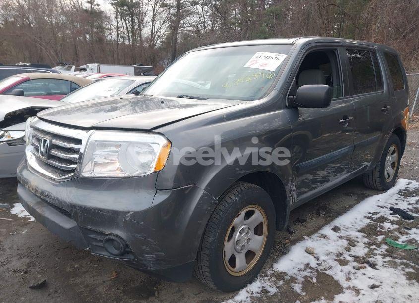 Photo 2 of 2012 Honda Pilot LX (VIN 5FNYF4H22CB056834)