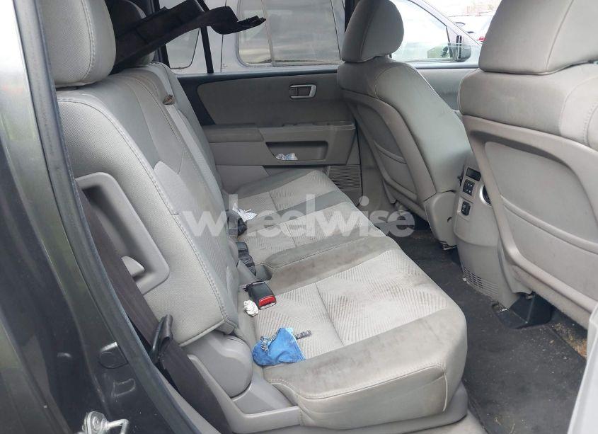 Photo 8 of 2012 Honda Pilot LX (VIN 5FNYF4H22CB056834)