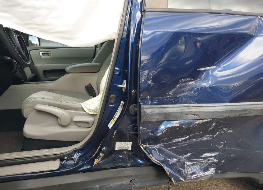 Photo 17 of 2014 Honda Pilot LX (VIN 5FNYF4H22EB050325)