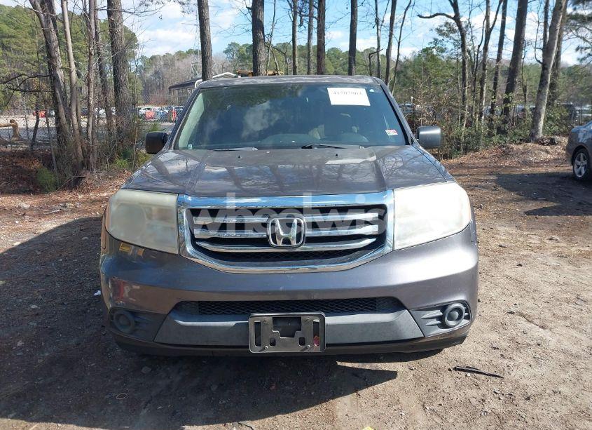 Photo 12 of 2014 Honda Pilot LX (VIN 5FNYF4H22EB056514)