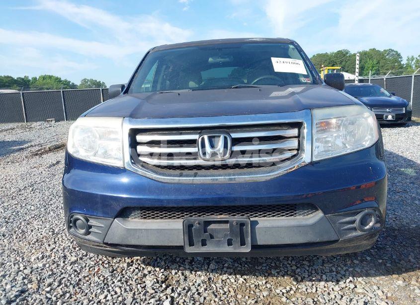 Photo 12 of 2015 Honda Pilot LX (VIN 5FNYF4H22FB007587)