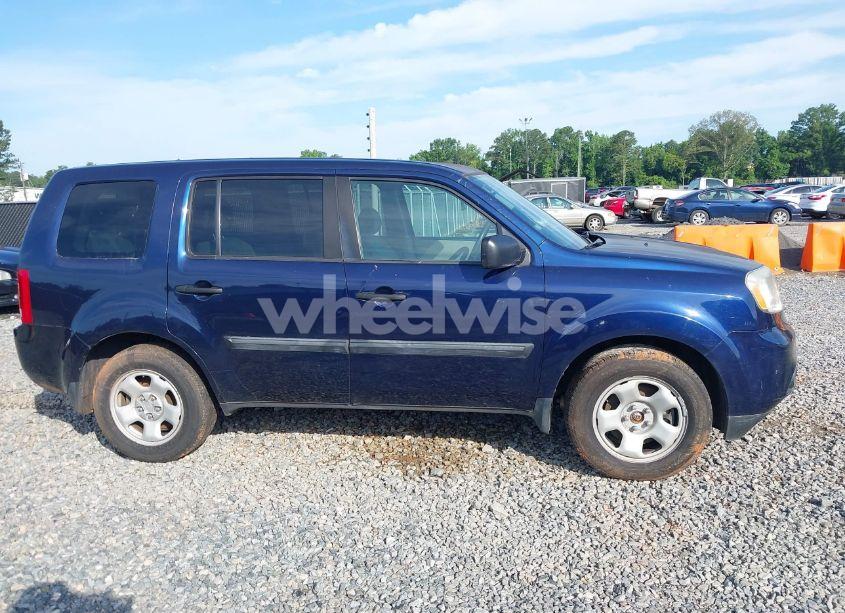 Photo 13 of 2015 Honda Pilot LX (VIN 5FNYF4H22FB007587)