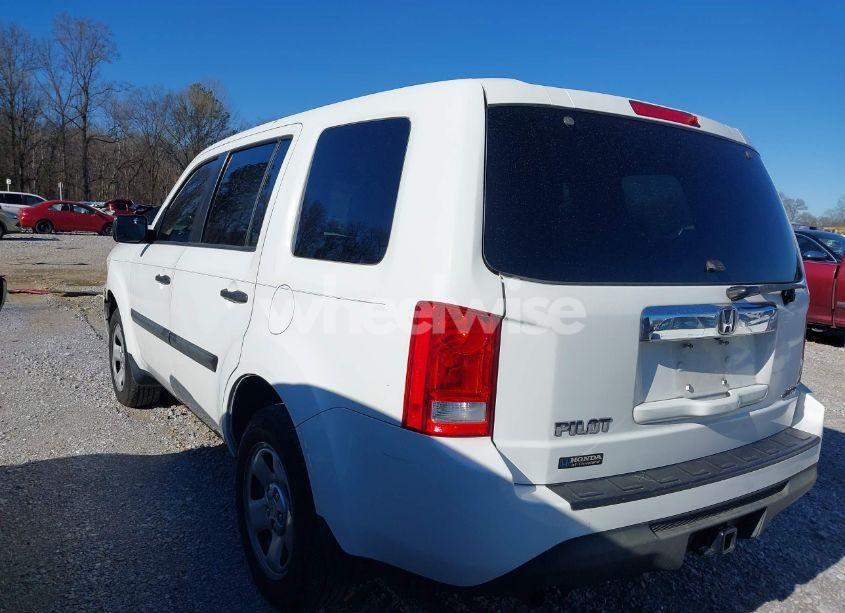 Photo 14 of 2015 Honda Pilot LX (VIN 5FNYF4H22FB062220)