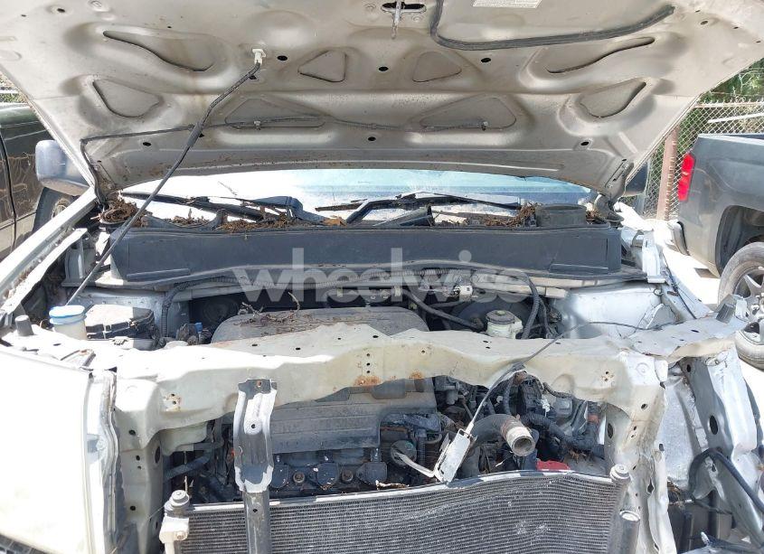 Photo 10 of 2011 Honda Pilot LX (VIN 5FNYF4H23BB088481)