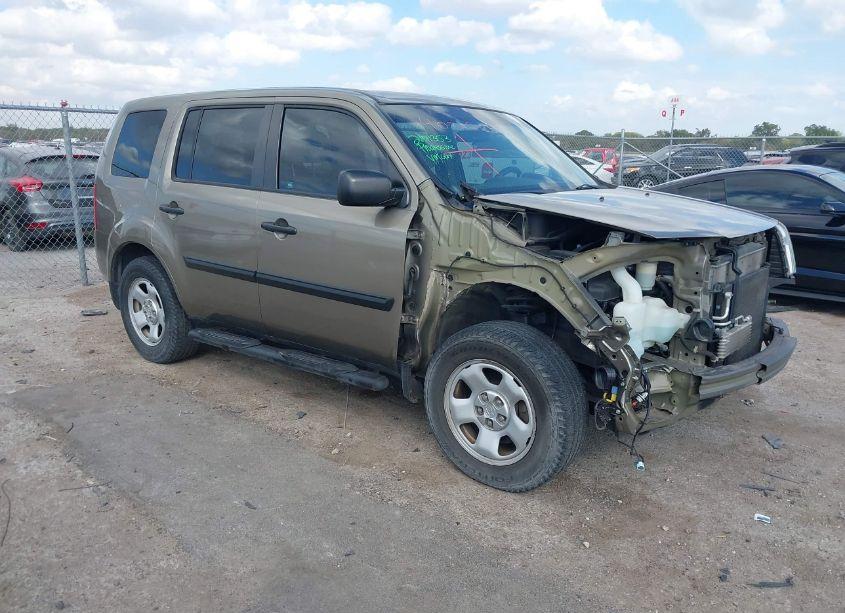 2011 Honda Pilot LX (VIN 5FNYF4H23BB101763) main photo