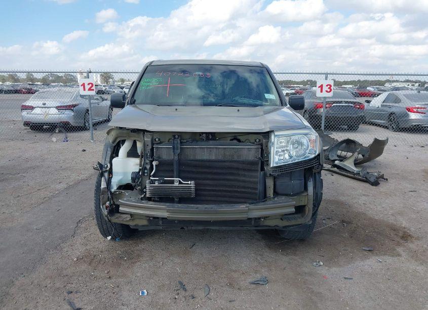 Photo 13 of 2011 Honda Pilot LX (VIN 5FNYF4H23BB101763)