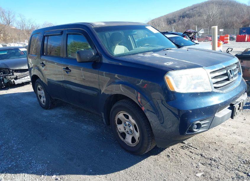 2012 Honda Pilot LX (VIN 5FNYF4H23CB013426) main photo