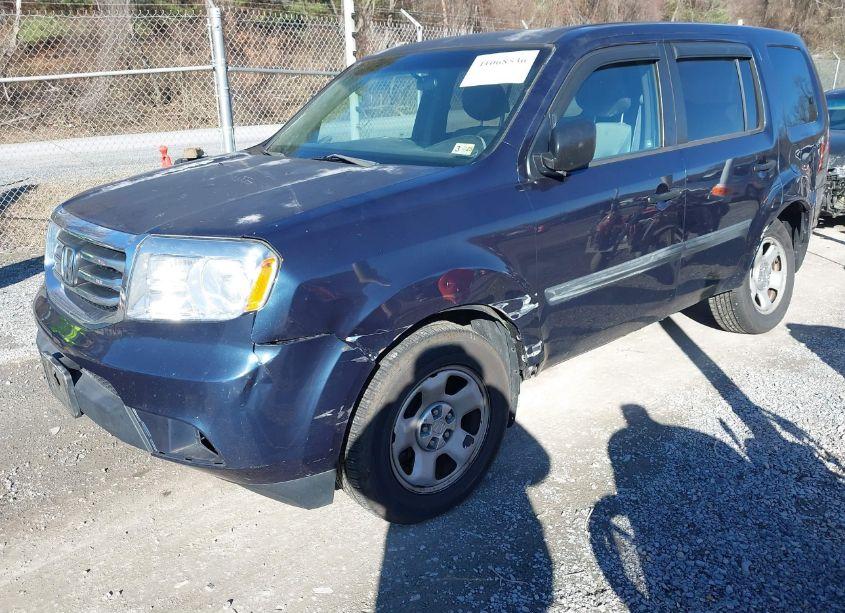 Photo 2 of 2012 Honda Pilot LX (VIN 5FNYF4H23CB013426)