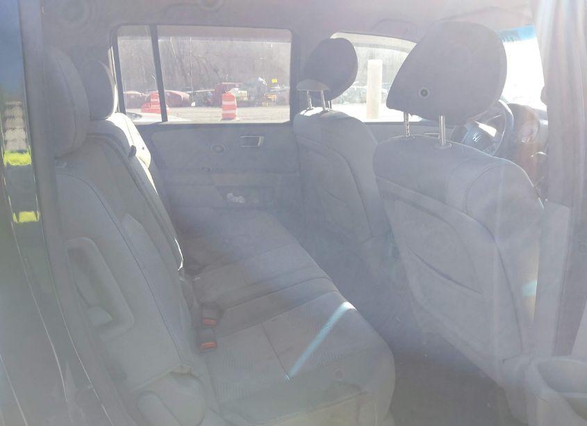 Photo 8 of 2012 Honda Pilot LX (VIN 5FNYF4H23CB013426)