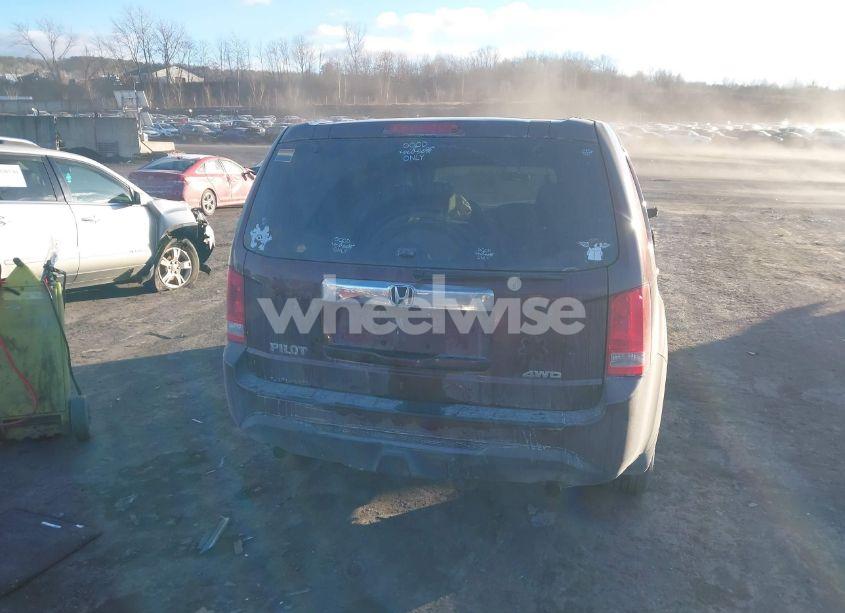 Photo 16 of 2013 Honda Pilot LX (VIN 5FNYF4H23DB074986)