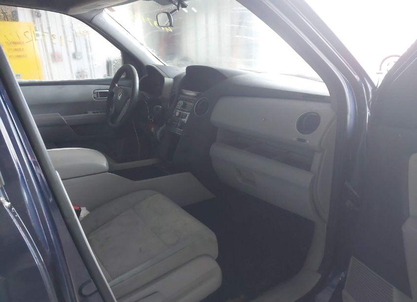 Photo 5 of 2014 Honda Pilot LX (VIN 5FNYF4H23EB008018)