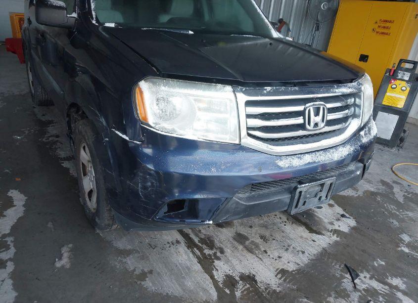 Photo 6 of 2014 Honda Pilot LX (VIN 5FNYF4H23EB008018)