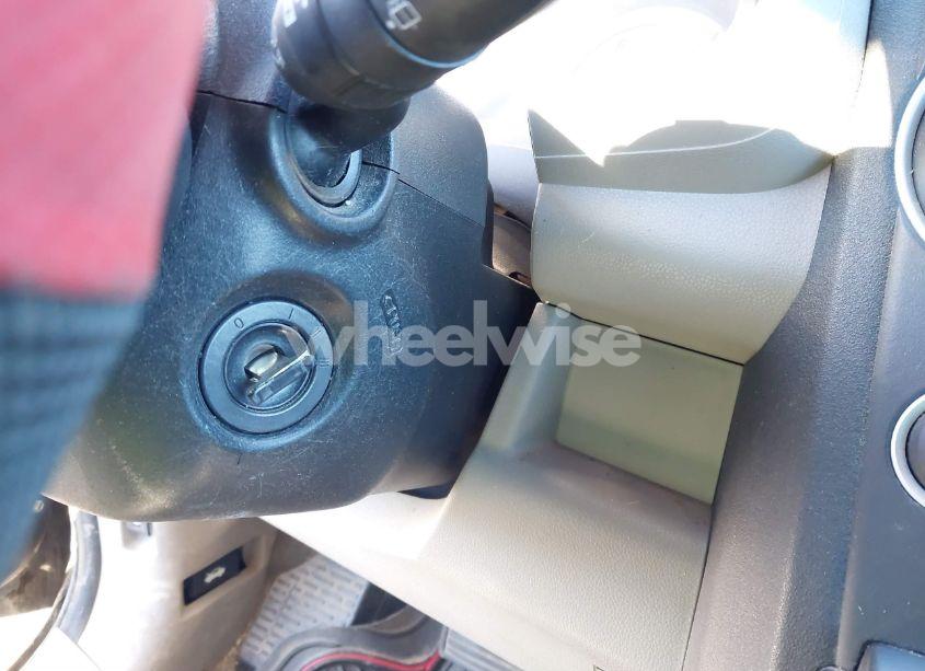 Photo 11 of 2015 Honda Pilot LX (VIN 5FNYF4H23FB044468)