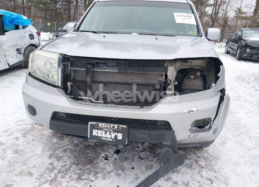 Photo 6 of 2010 Honda Pilot LX (VIN 5FNYF4H24AB036291)