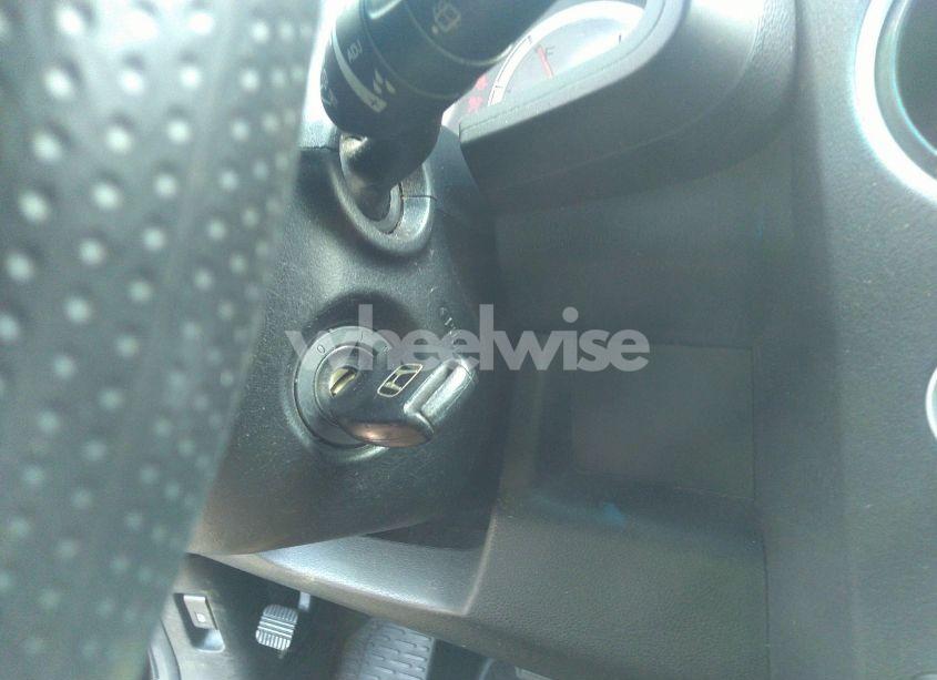 Photo 11 of 2011 Honda Pilot LX (VIN 5FNYF4H24BB018164)
