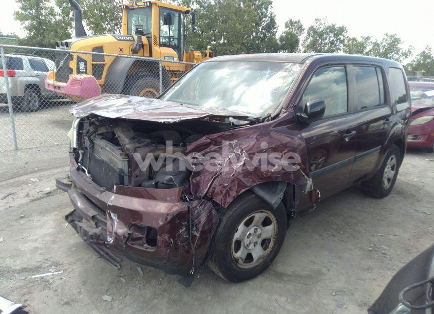 Photo 2 of 2011 Honda Pilot LX (VIN 5FNYF4H24BB018164)