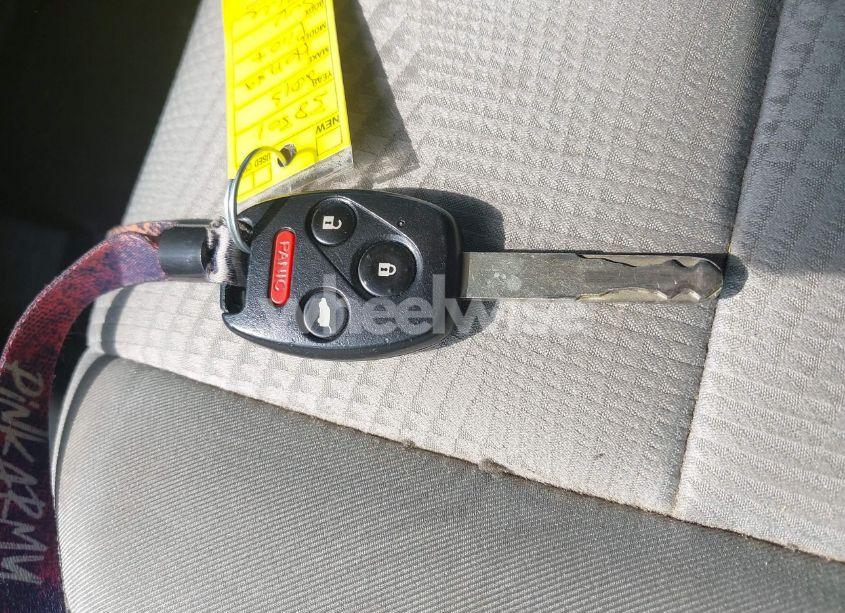 Photo 11 of 2013 Honda Pilot LX (VIN 5FNYF4H24DB051250)