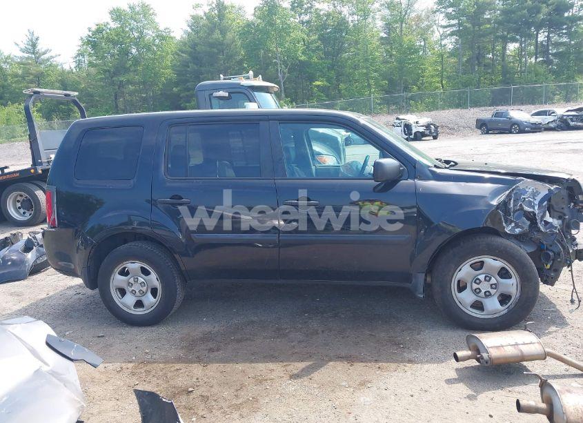 Photo 14 of 2013 Honda Pilot LX (VIN 5FNYF4H24DB051250)
