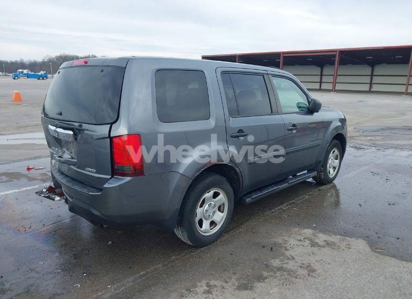 Photo 4 of 2013 Honda Pilot LX (VIN 5FNYF4H24DB062197)