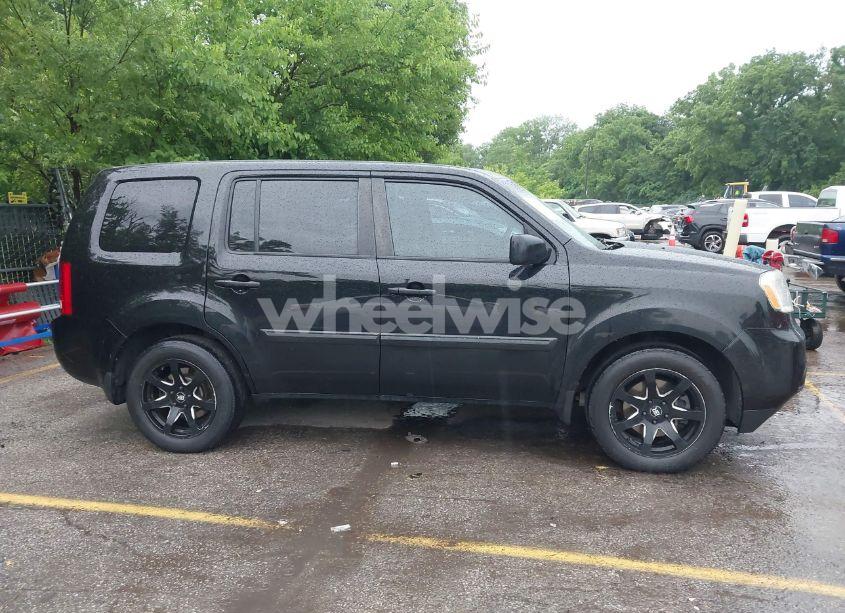Photo 14 of 2014 Honda Pilot LX (VIN 5FNYF4H24EB007072)
