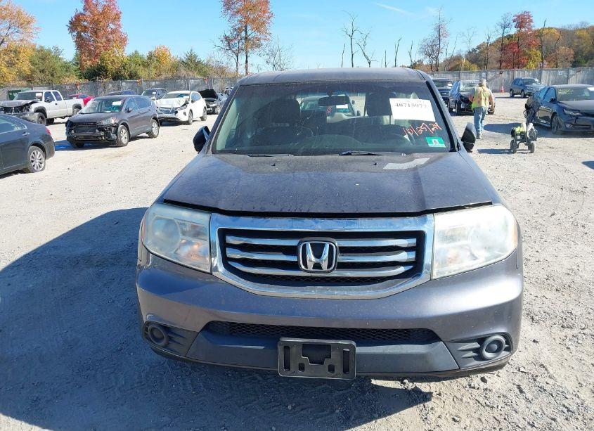 Photo 12 of 2014 Honda Pilot LX (VIN 5FNYF4H24EB017066)