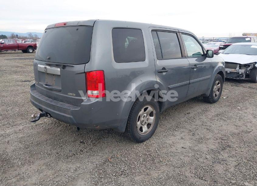 Photo 4 of 2011 Honda Pilot LX (VIN 5FNYF4H25BB006931)