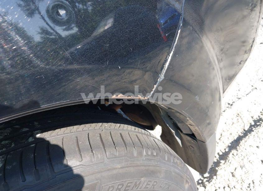 Photo 17 of 2011 Honda Pilot LX (VIN 5FNYF4H25BB046118)