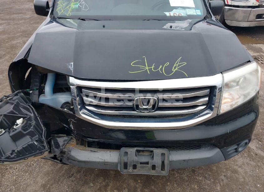 Photo 10 of 2014 Honda Pilot LX (VIN 5FNYF4H25EB015472)