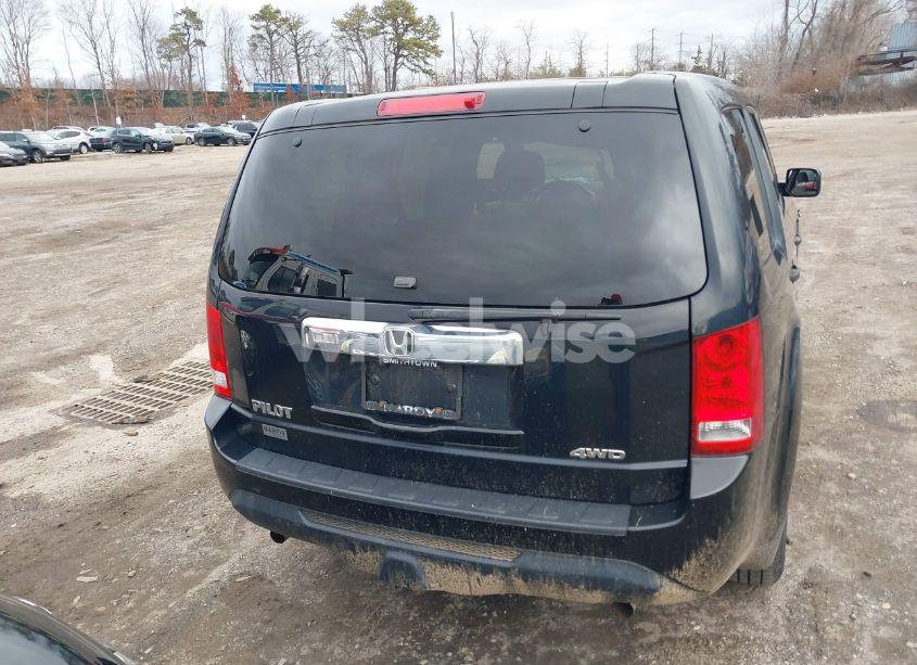 Photo 16 of 2014 Honda Pilot LX (VIN 5FNYF4H25EB015472)