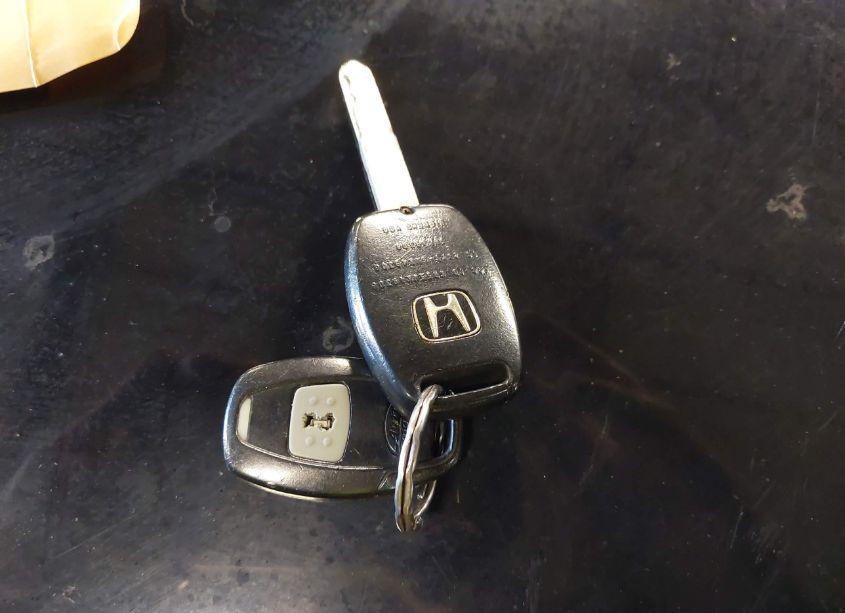 Photo 11 of 2015 Honda Pilot LX (VIN 5FNYF4H25FB044455)