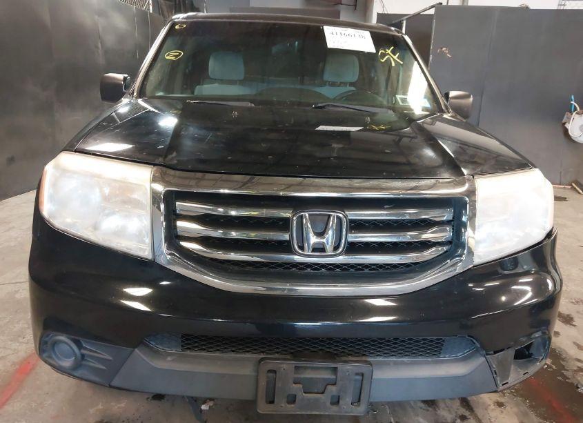Photo 12 of 2015 Honda Pilot LX (VIN 5FNYF4H25FB044455)