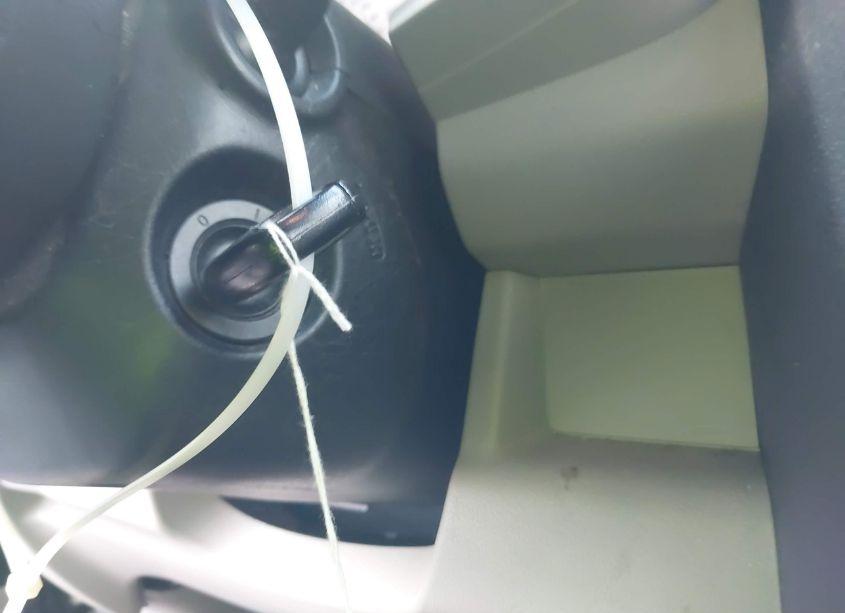 Photo 11 of 2015 Honda Pilot LX (VIN 5FNYF4H25FB069856)