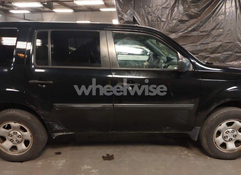 Photo 14 of 2013 Honda Pilot LX (VIN 5FNYF4H26DB064338)