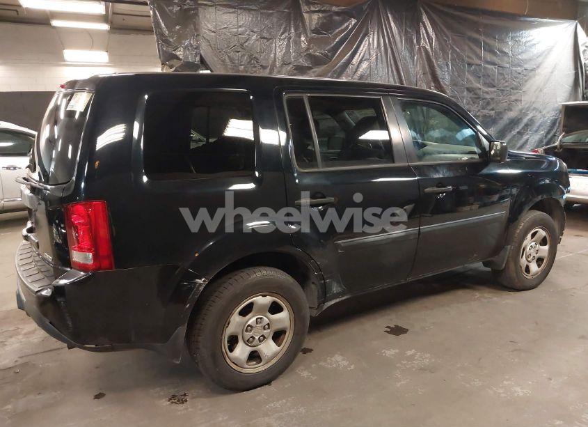 Photo 4 of 2013 Honda Pilot LX (VIN 5FNYF4H26DB064338)