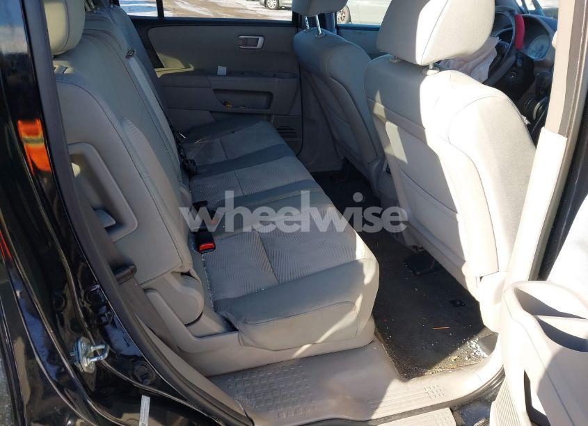 Photo 8 of 2013 Honda Pilot LX (VIN 5FNYF4H26DB079714)