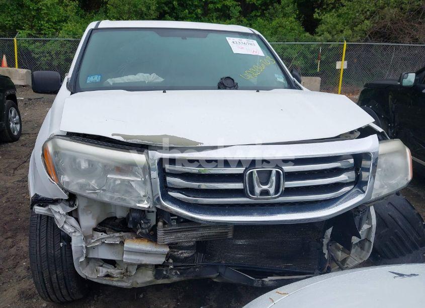 Photo 12 of 2014 Honda Pilot LX (VIN 5FNYF4H26EB017330)