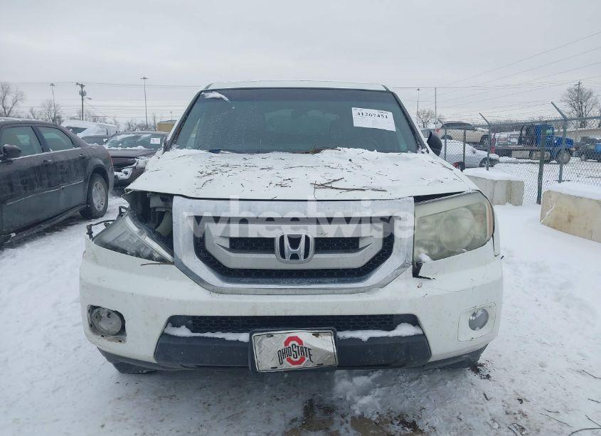 Photo 6 of 2011 Honda Pilot LX (VIN 5FNYF4H27BB067701)