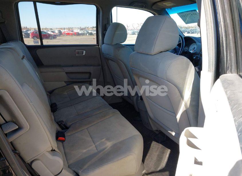 Photo 8 of 2012 Honda Pilot LX (VIN 5FNYF4H27CB083527)