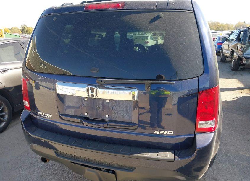 Photo 16 of 2013 Honda Pilot LX (VIN 5FNYF4H27DB028125)