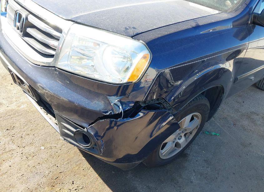 Photo 6 of 2013 Honda Pilot LX (VIN 5FNYF4H27DB028125)