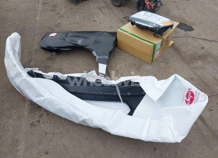 Photo 12 of 2015 Honda Pilot LX (VIN 5FNYF4H27FB049995)