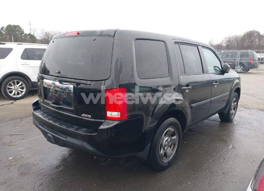 Photo 4 of 2015 Honda Pilot LX (VIN 5FNYF4H27FB049995)