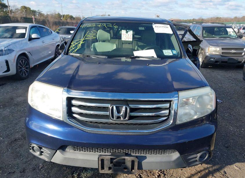 Photo 12 of 2015 Honda Pilot LX (VIN 5FNYF4H27FB062472)