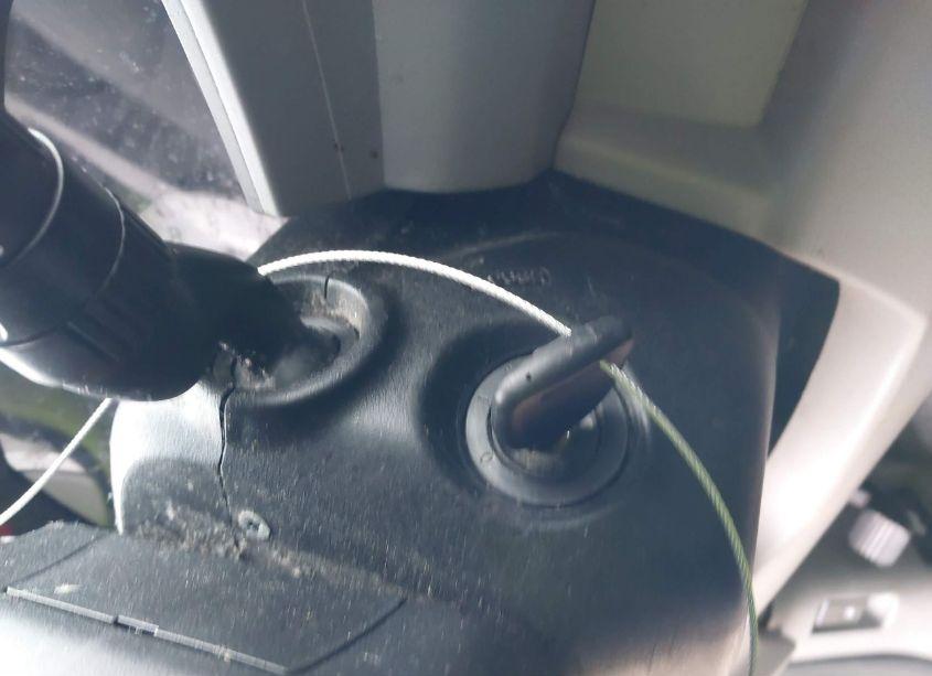 Photo 11 of 2013 Honda Pilot LX (VIN 5FNYF4H28DB060887)