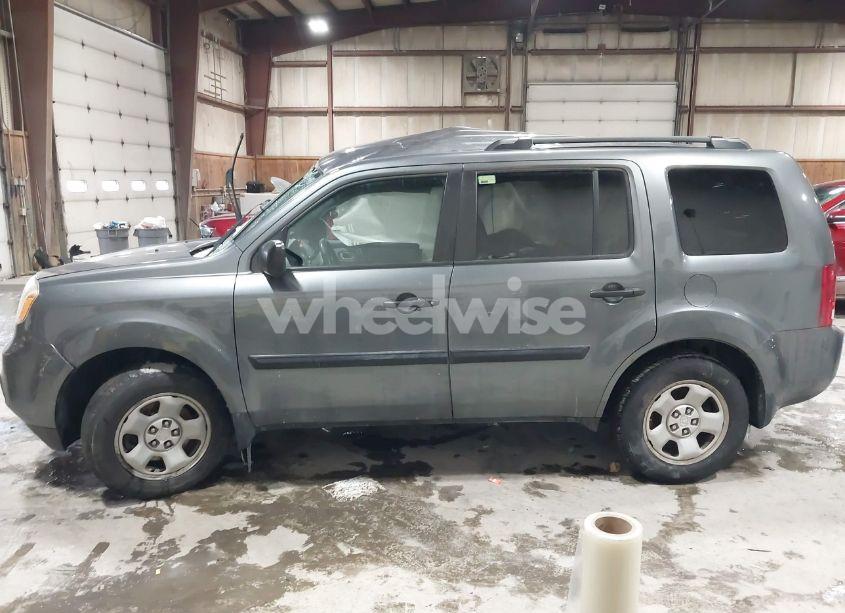 Photo 14 of 2013 Honda Pilot LX (VIN 5FNYF4H28DB069105)